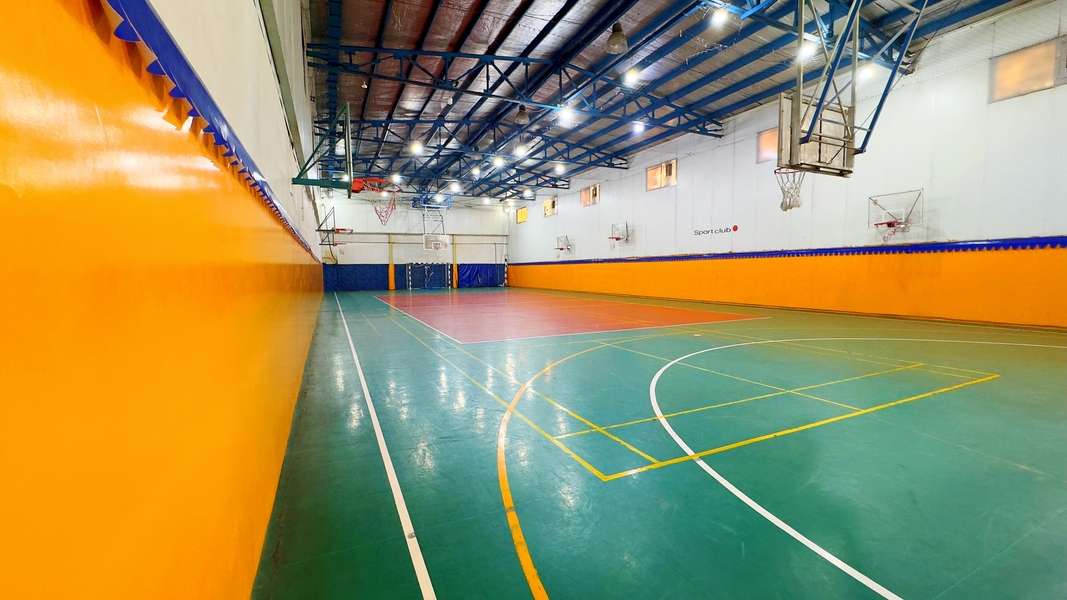 سالن ورزشی چند منظوره